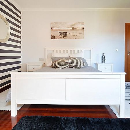 Apartamento En El Centro De A Illa De Arousa Экстерьер фото