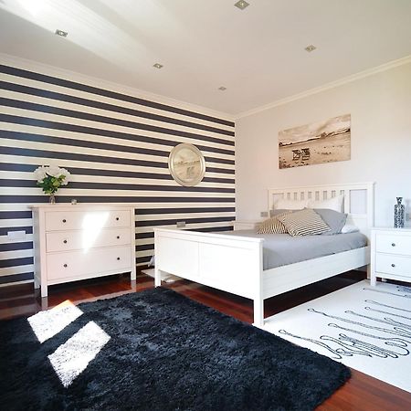 Apartamento En El Centro De A Illa De Arousa Экстерьер фото